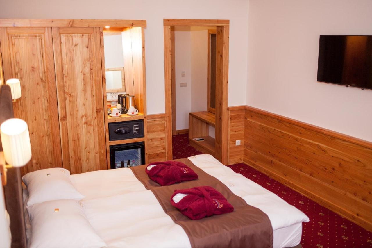 Baron Spa Hotel - Museum Yaremtche Extérieur photo