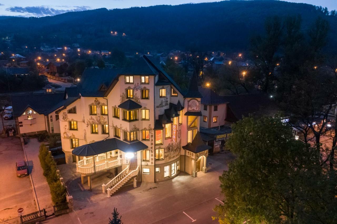 Baron Spa Hotel - Museum Yaremtche Extérieur photo