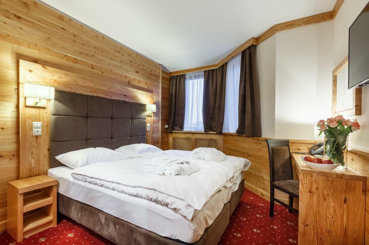 Baron Spa Hotel - Museum Yaremtche Extérieur photo